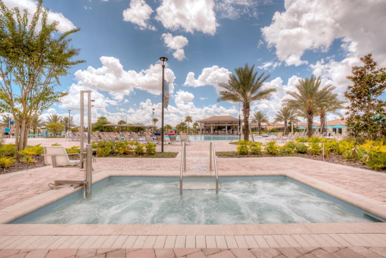 Contemporary W Private Pool&